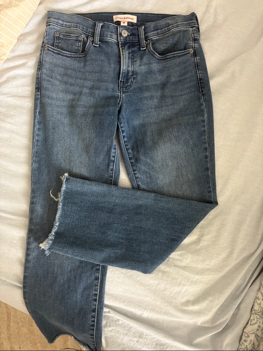 Lucky Brand Women's Medium Blue Cropped Straight Jeans with Raw Hem